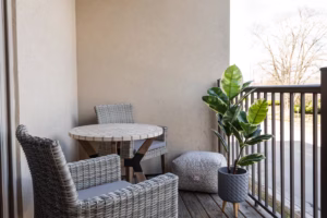balcony