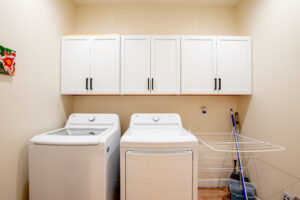 4745 Maplewood Dr. (3)